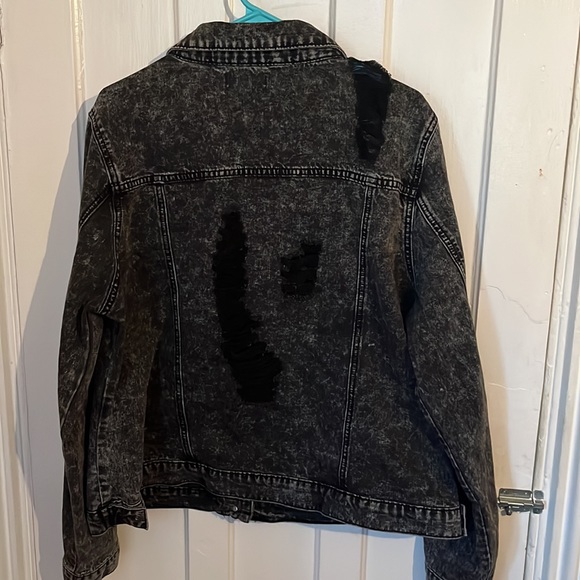 Forever 21 Gray Distressed Denim Jacket - Picture 6 of 6